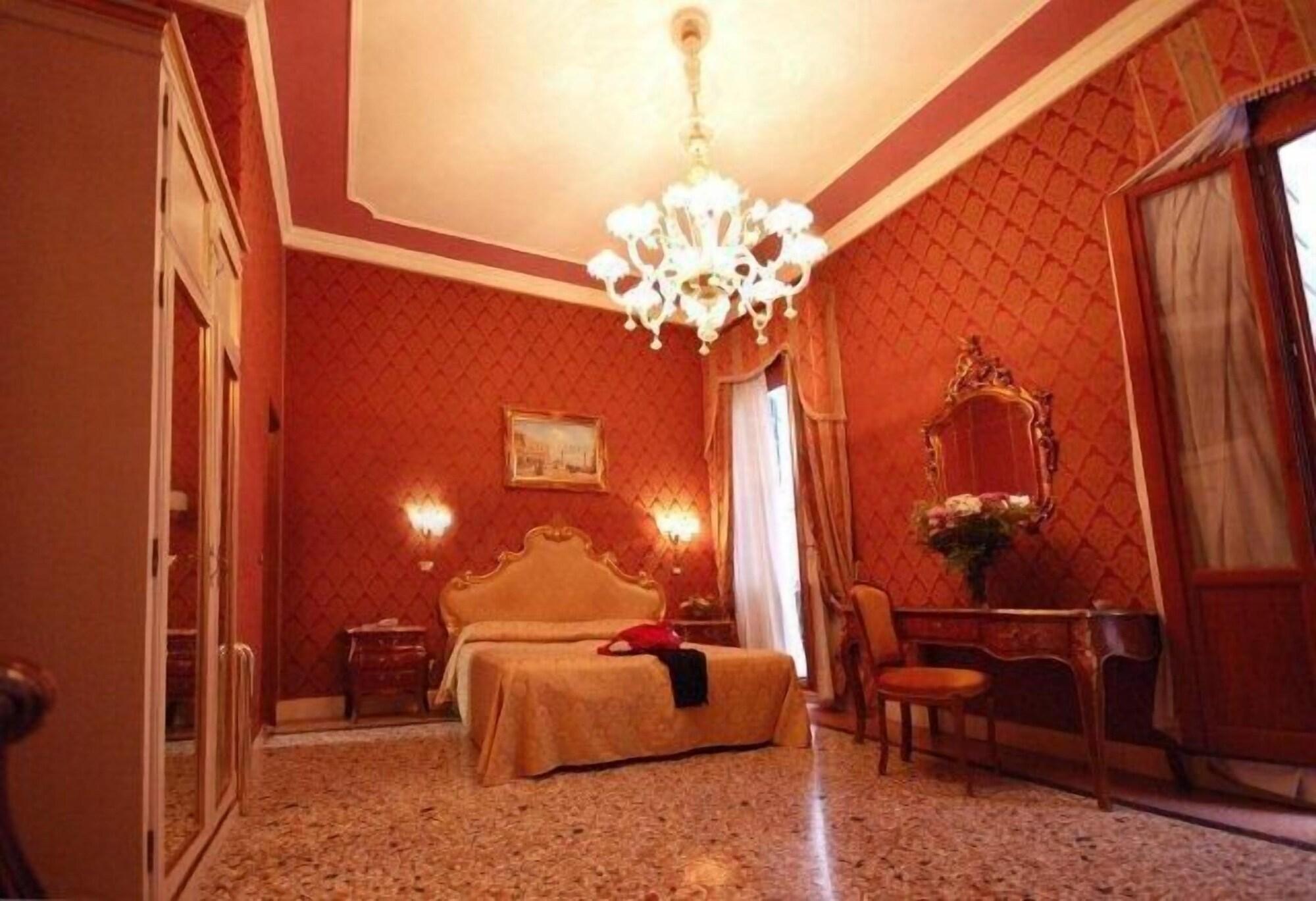 Residenza Hotel San Maurizio Venice Exterior photo